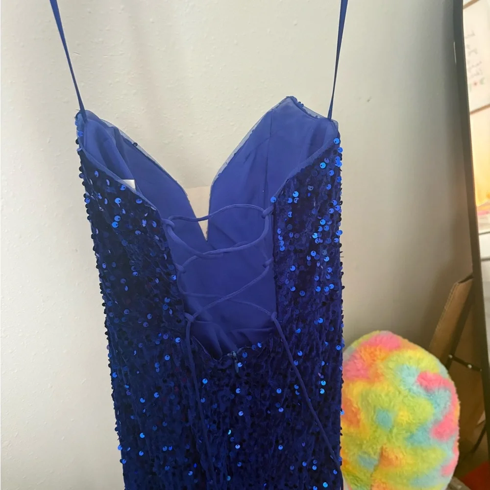 Blue Sequin Prom dress - Picture 3 of 4
